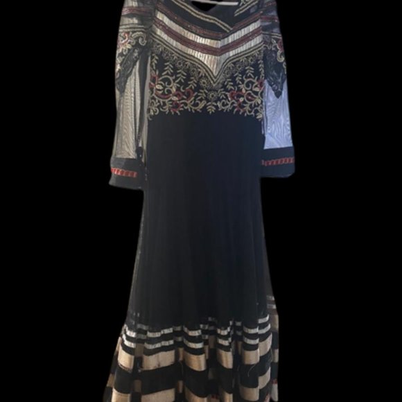 Reception Anarkali - Picture 3 of 6